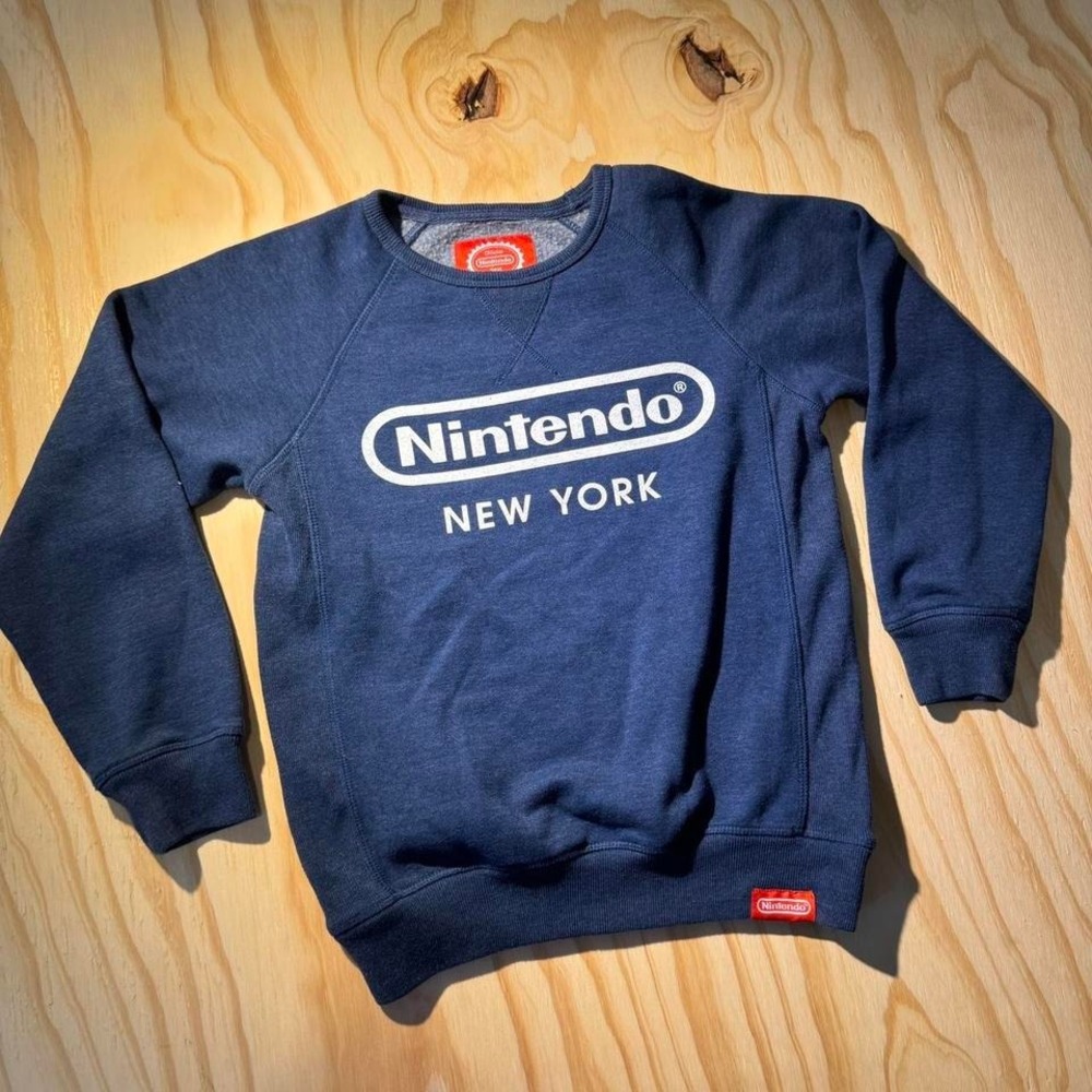 Nintendo New York sweatshirt